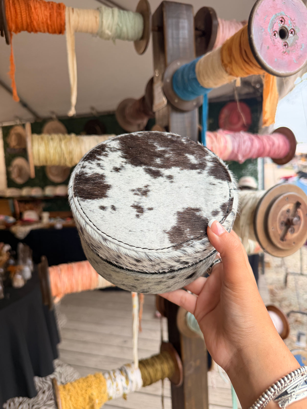 Circle Cowhide Jewelry Box